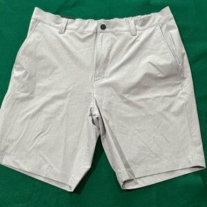 Banana Republic Light Gray Men's Shorts NWT